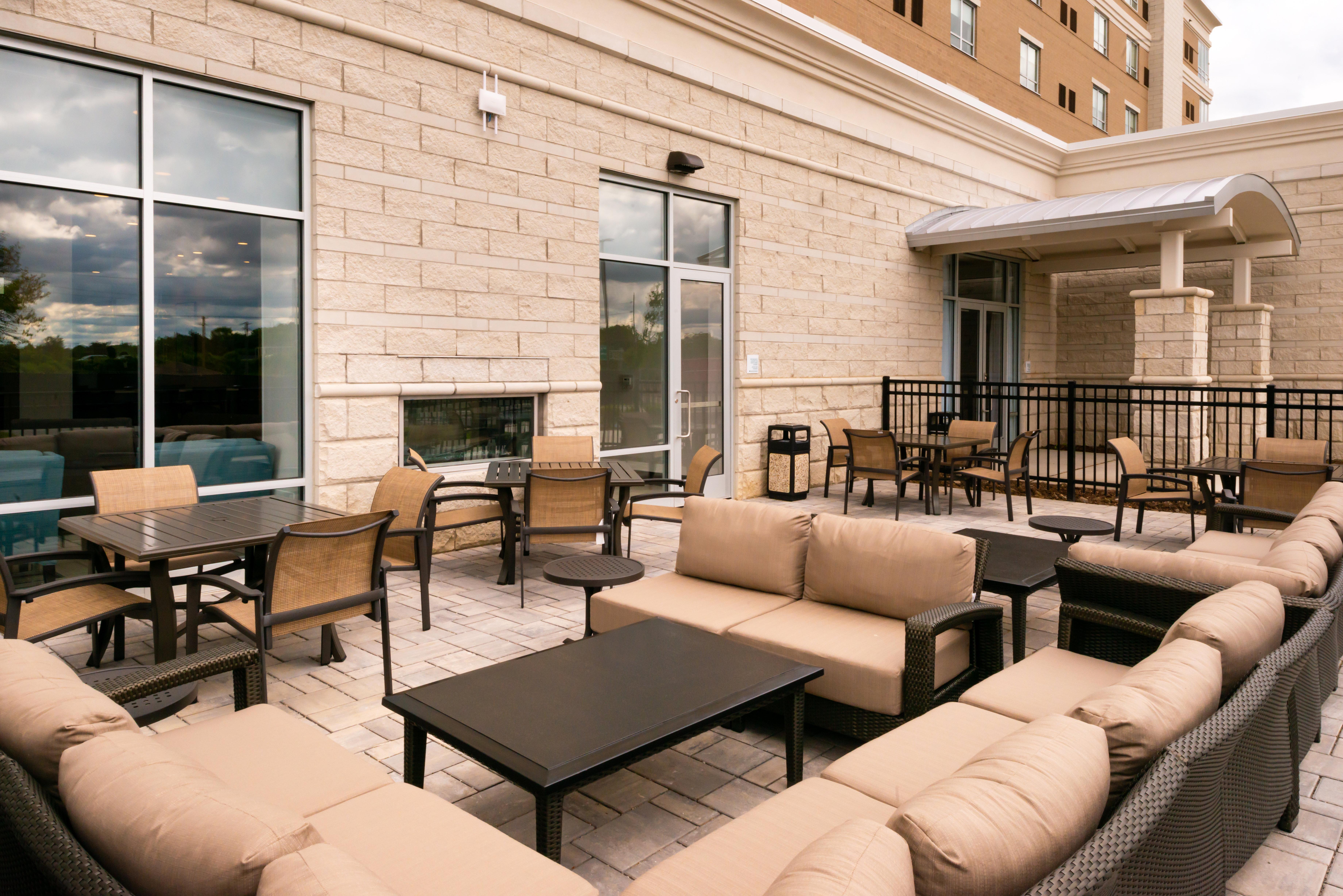 Holiday Inn & Suites - Farmington Hills - Detroit Nw, An Ihg Hotel Exterior photo